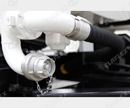 Storz coupling on road tanker